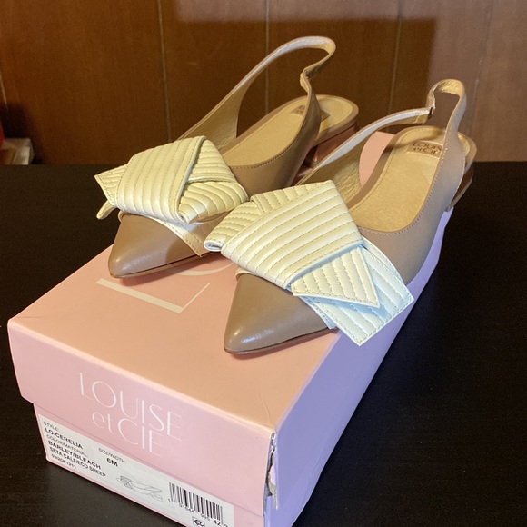 LOUISE et Cie flat shoes with white bow. Vince Camuto. Size 6 - Picture 4 of 6